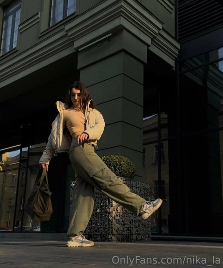 nika la naked actress pictures