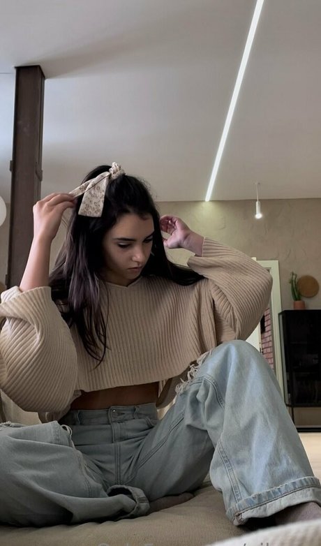 nika la star exclusive image