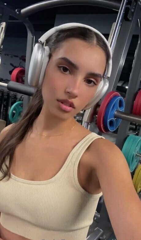 nika la high quality star archive