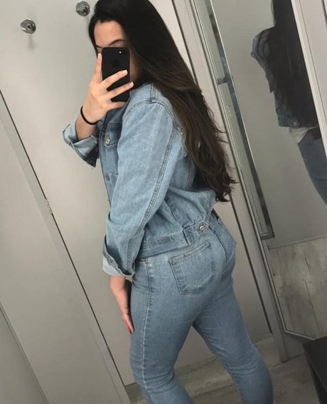 pov teen onlyfans top pic