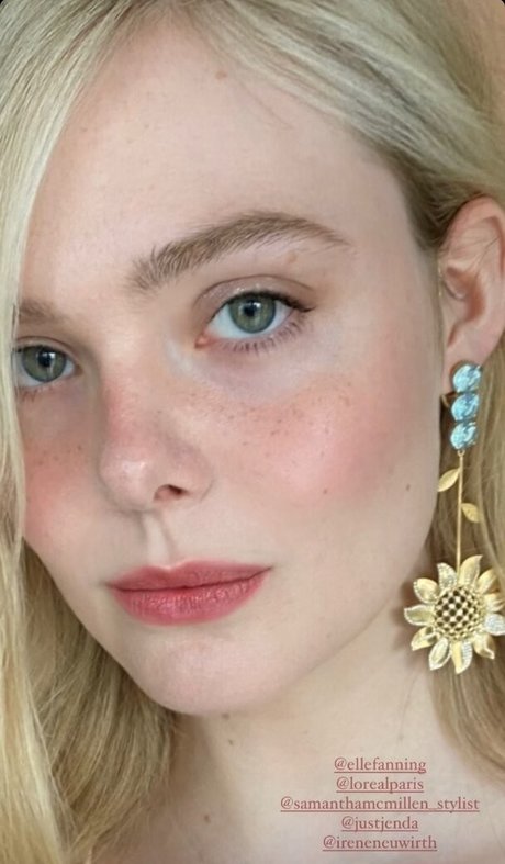 Elle Fanning perfect actress pics