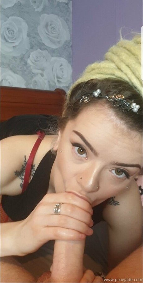 pixiejadeuk nude model img