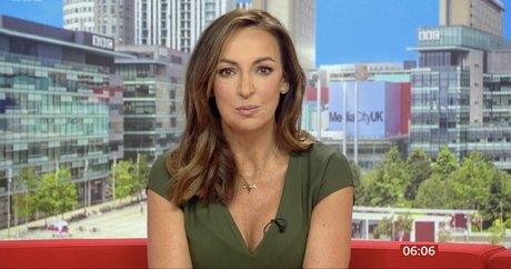 Sally Nugent model naked photo