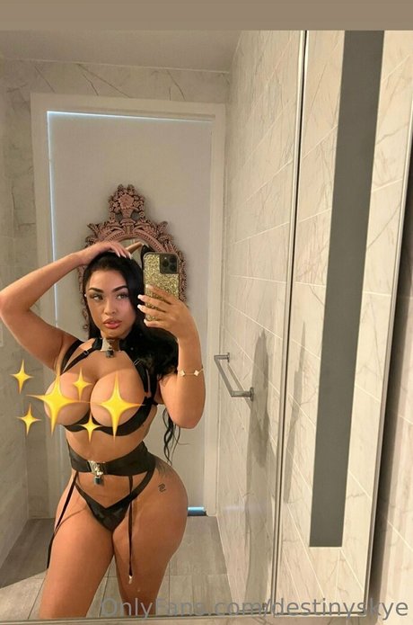 joi onlyfans beautiful photos