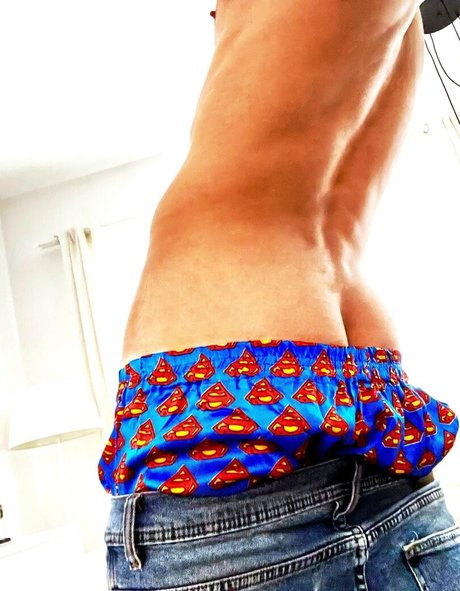 satin boys tc model nude galleries