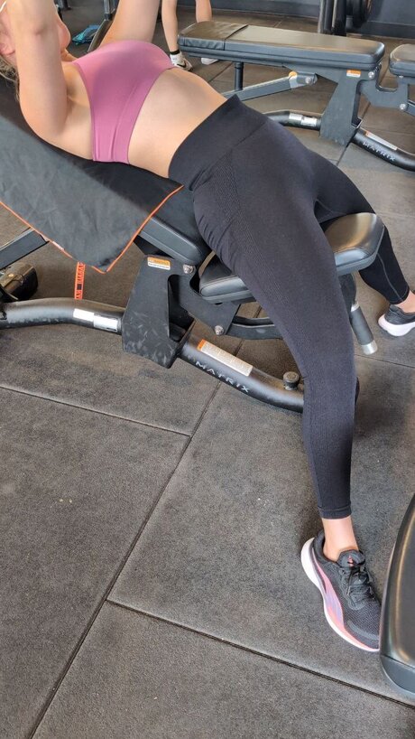 sam dreamy lips actress picture