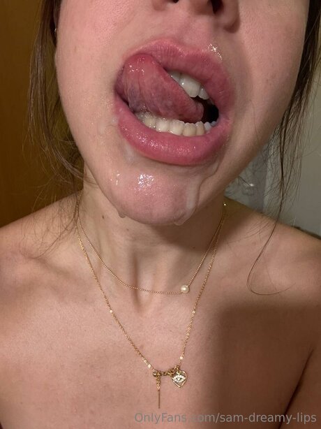 stepsister onlyfans pretty pics