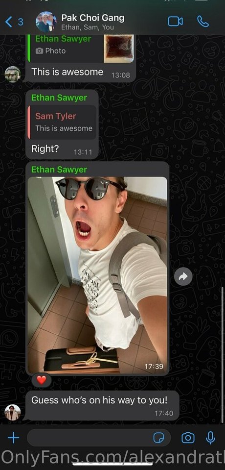 fingering pussy onlyfans nude photo