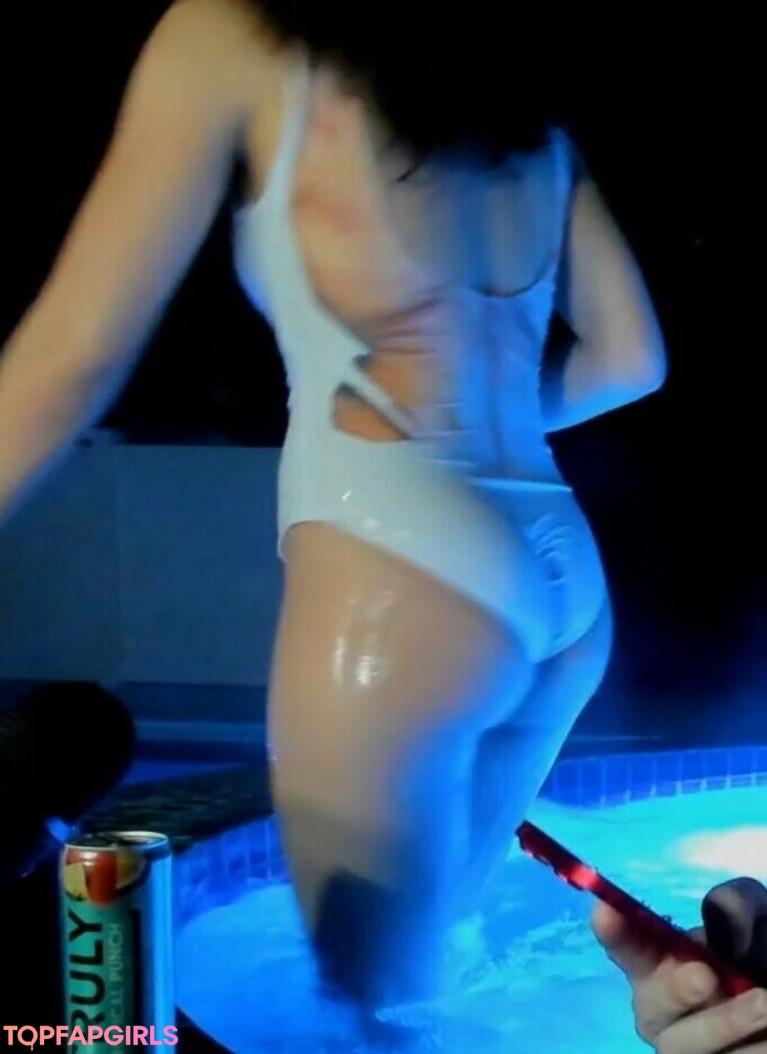 Nadia Amine sexy star pic