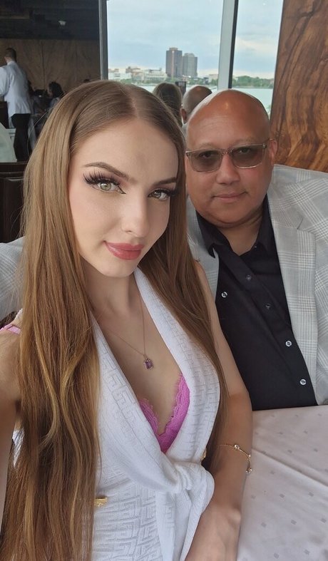 Grimoire model erotic pic