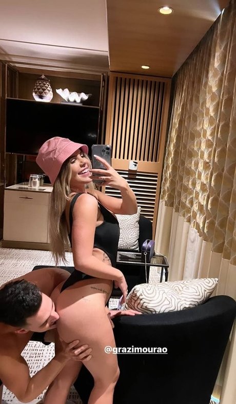 blonde curvy onlyfans xxx image