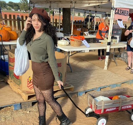 shemale handjob onlyfans porn image