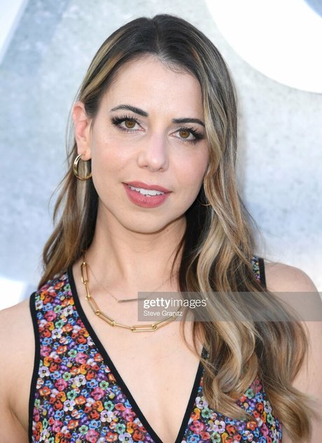 brunette petite onlyfans art nude pics