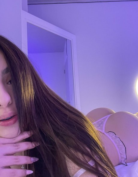 Iriannis Rodriguez sexy model pic