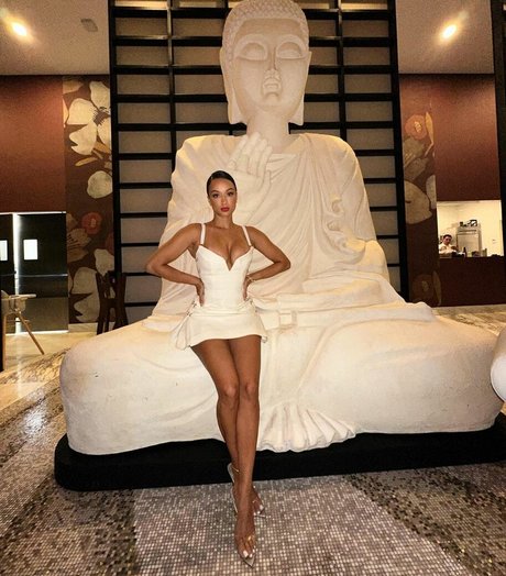 naked milf onlyfans art naked pics