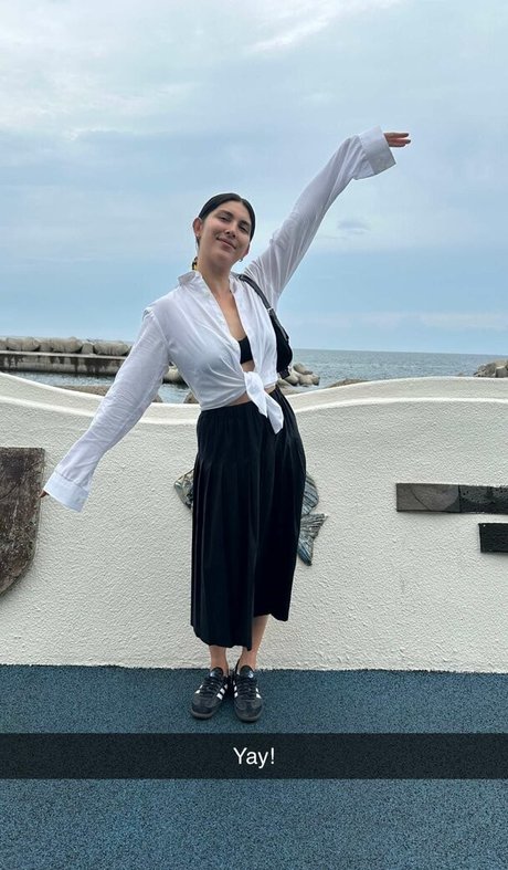 fingering pussy onlyfans hot naked img