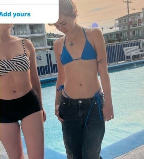 Hadley Nelson pornstar nude pic