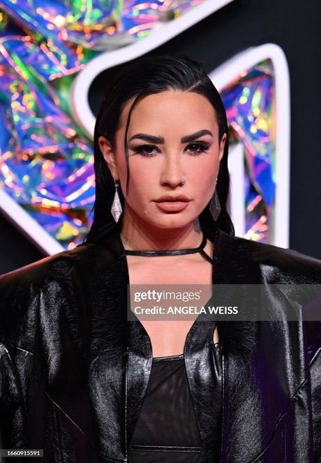 Demi Lovato free actress archive