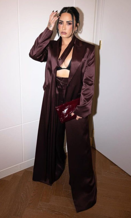 Demi Lovato star pretty images