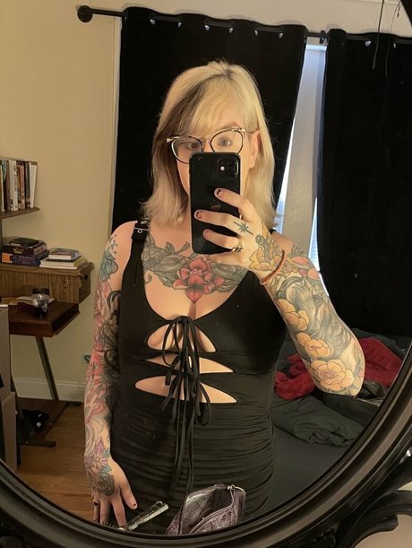 shemale cum in mouth onlyfans sex image