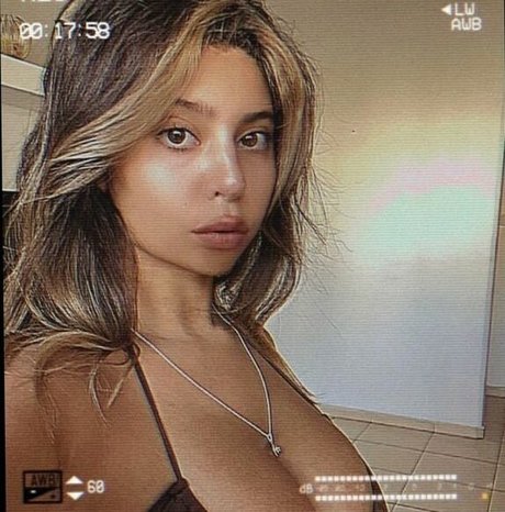 college girl onlyfans xxx pic