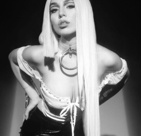 blonde hairy pussy onlyfans naked pictures