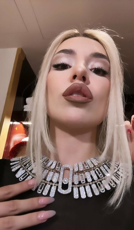 tall onlyfans porno photo