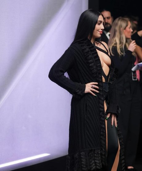 Lourdes Leon nudes model archive