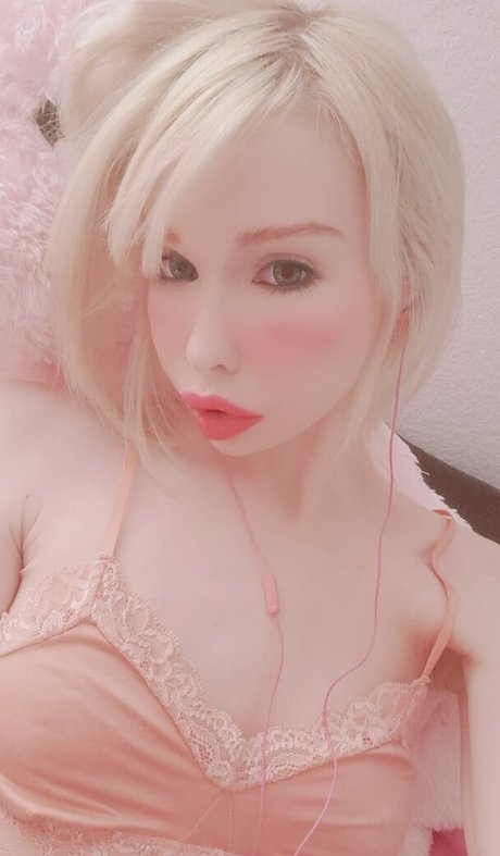 Sarina Valentina star nudes pic