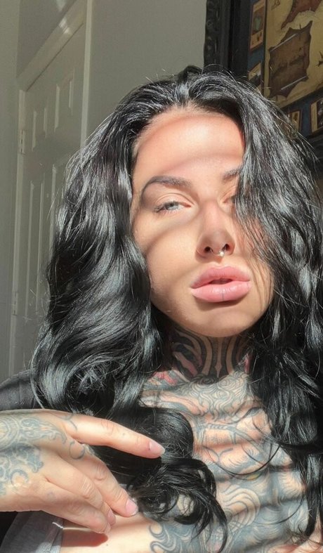 Alita Doses best star pics