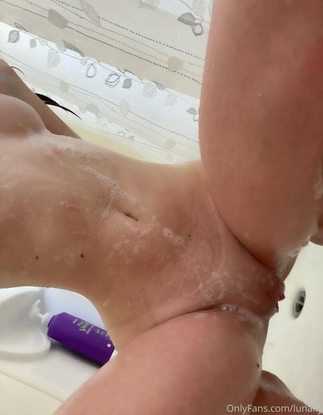 Lunally exclusive pornstar archive