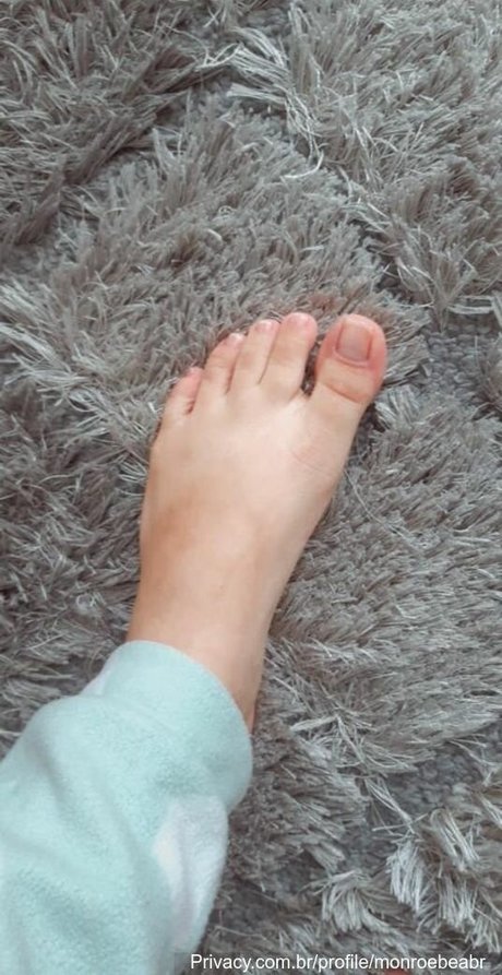 MonroeBeaBr art pornstar pics