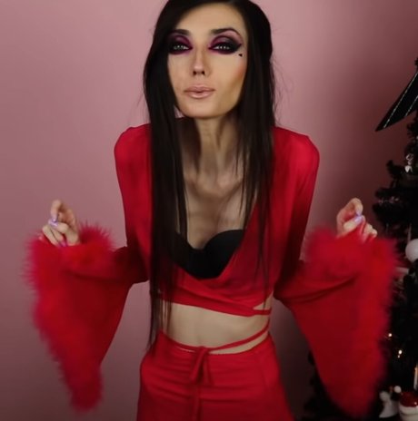 Eugenia Cooney model galleries