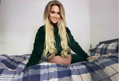 barista onlyfans hot sexy archive