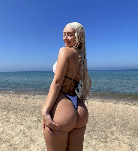 girl onlyfans art porn photo