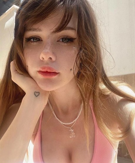 frauleinmilk sexy model images