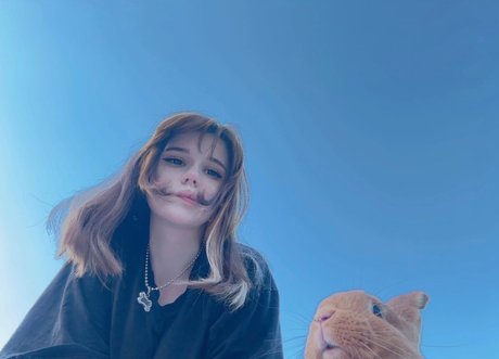 frauleinmilk best model pics