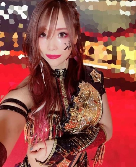 Kairi Sane free model pictures
