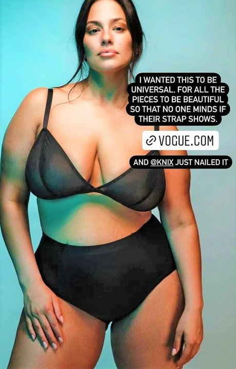 curvy shemale onlyfans nice images