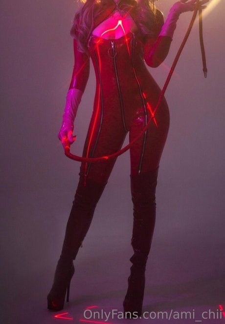 ami chii hot pornstar photos