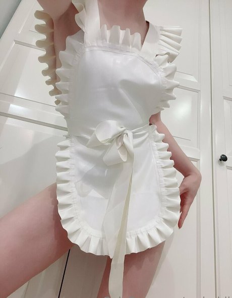 ami chii model adult photo