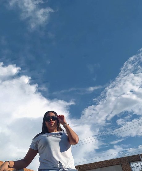 Luisianny Rondon pornstar nice img