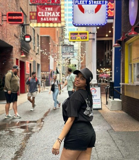 Luisianny Rondon star pretty photos