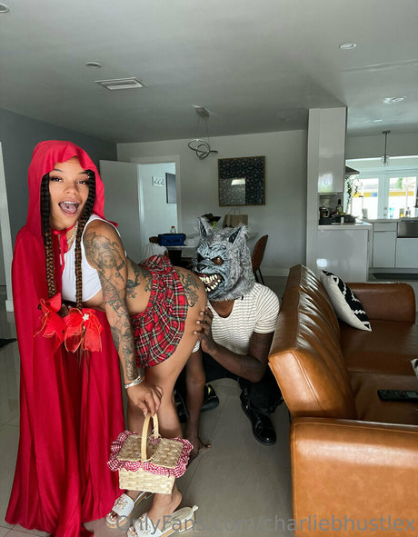 charliebhustlex nice pornstar picture