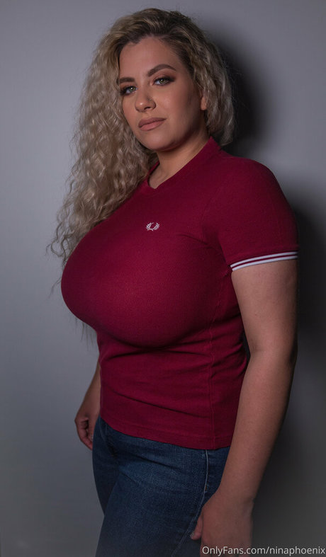 Nina Phoenix best model gallery