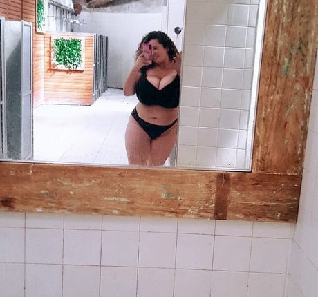 Maria Clara Tavares nude actress photo