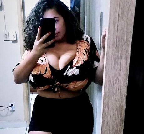 Maria Clara Tavares model free images