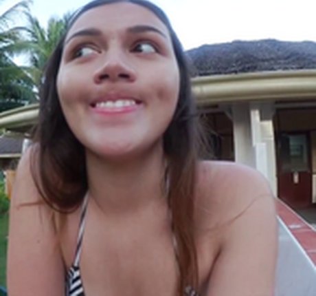 tanned onlyfans exclusive photos