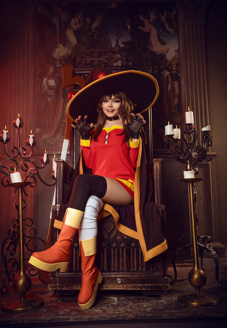 Christina Fink hot star img