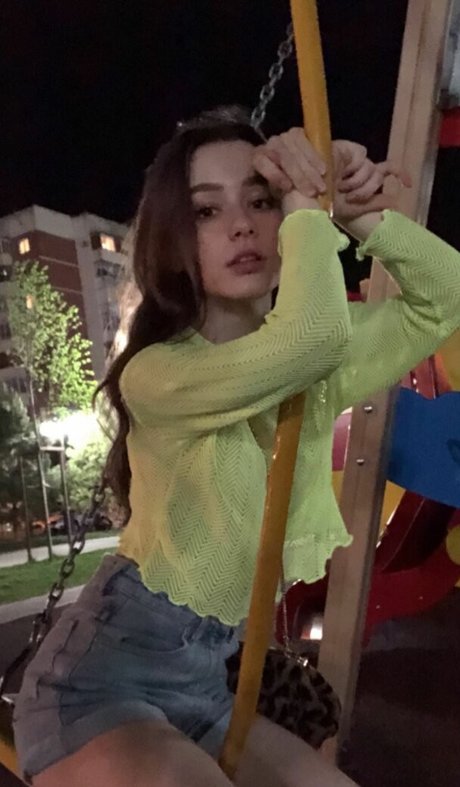 Dasha Taran model sexy archive